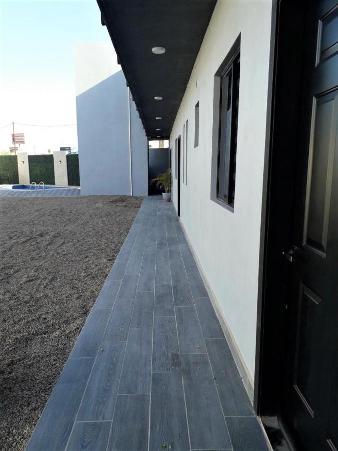 Santa Fe Apartamentos Rocky Point Exterior photo
