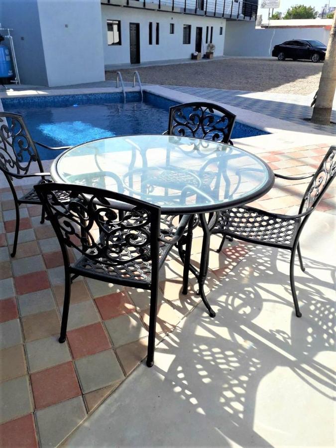 Santa Fe Apartamentos Rocky Point Exterior photo